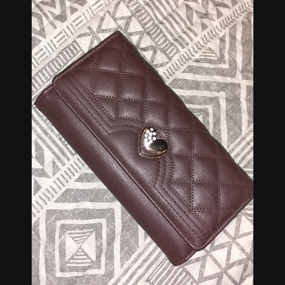 Tri-fold envelope wallet